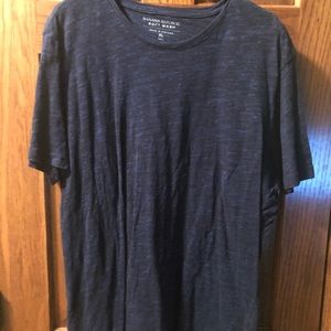 MENS XL BANANA REPUBLIC CREW NECK T-SHIRT